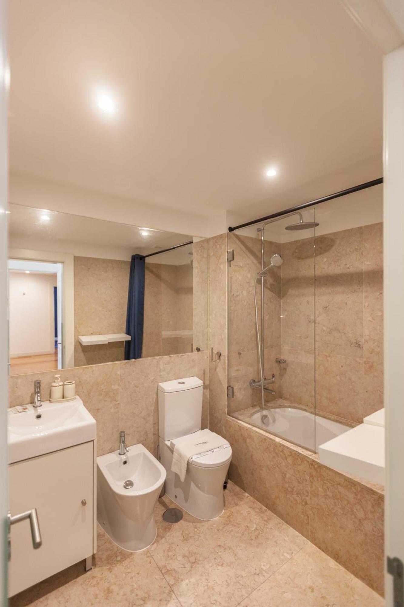 Flh Liberdade Spacious With Parking * Lisboa