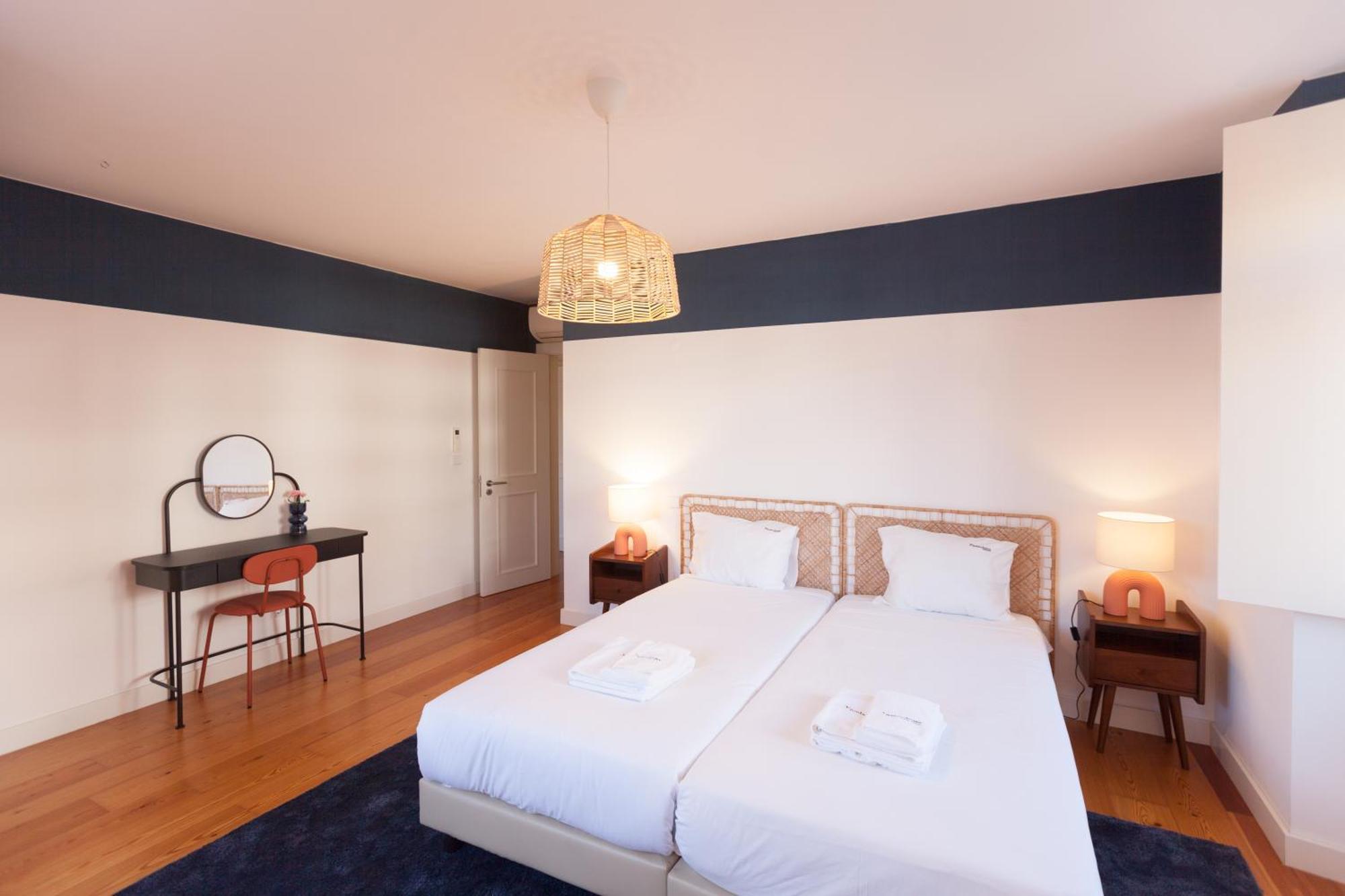 Flh Liberdade Spacious With Parking * Lisboa