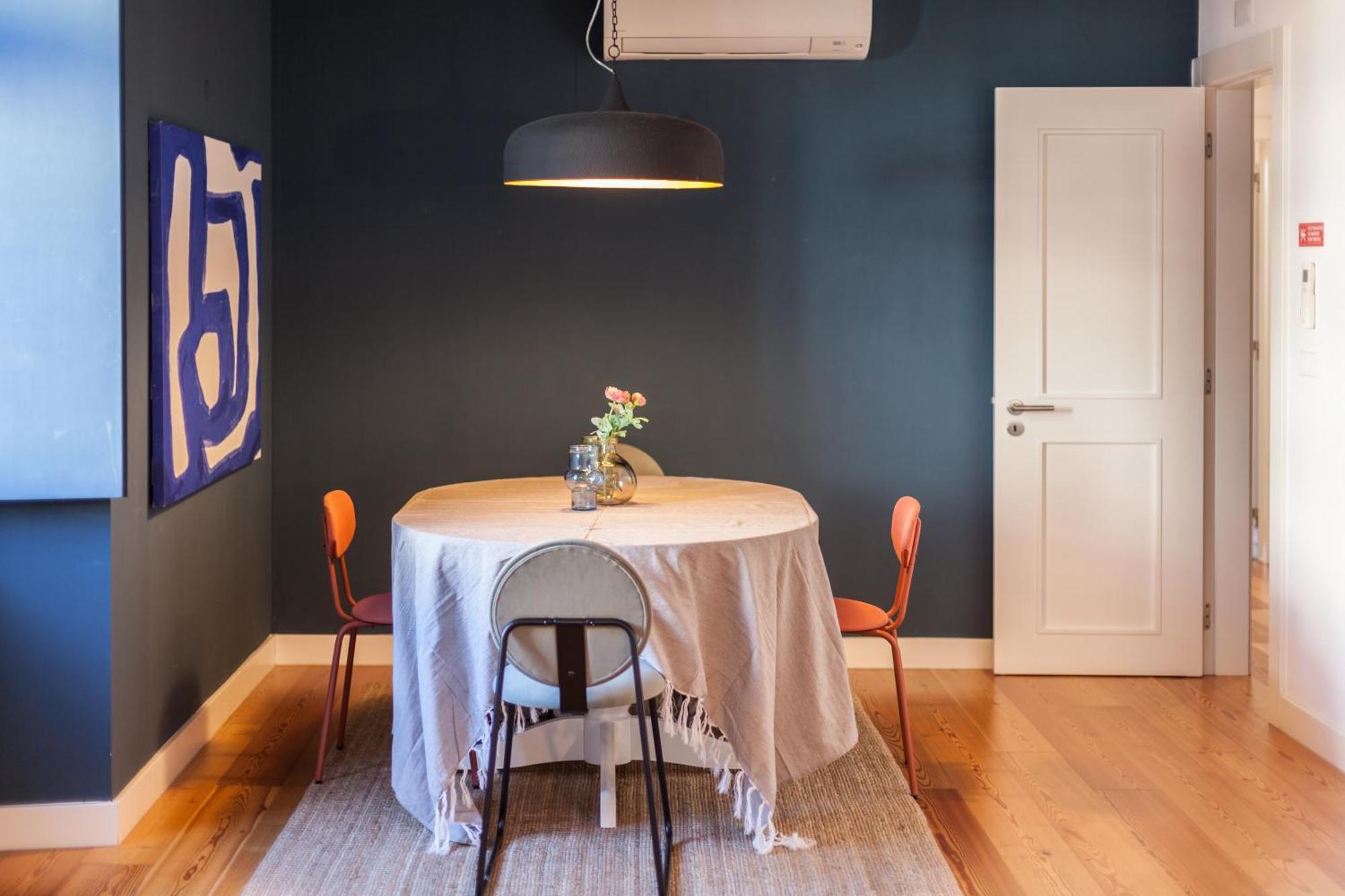 Flh Liberdade Spacious With Parking Apartamento